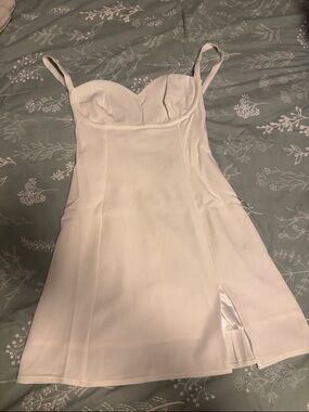 Princess Polly White Mini Dress. Size 2. Unworn with tag